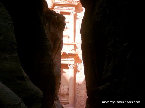 First view of Khazneh from the Siq