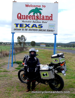Dylan at Qld border town of Texas