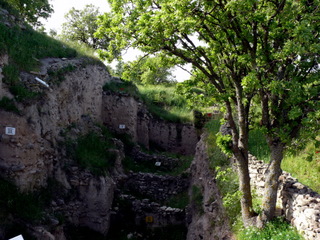 Part of Schliemann’s trench through Troy, with levels noted Part of Schliemann’s trench through Troy, with levels noted