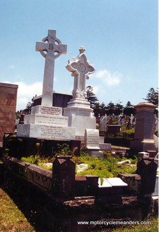 Grave of William and Margaret Crick, Waverly Cemetery